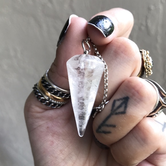 Genuine crystal quartz pendulum lariat necklace - Picture 3 of 8